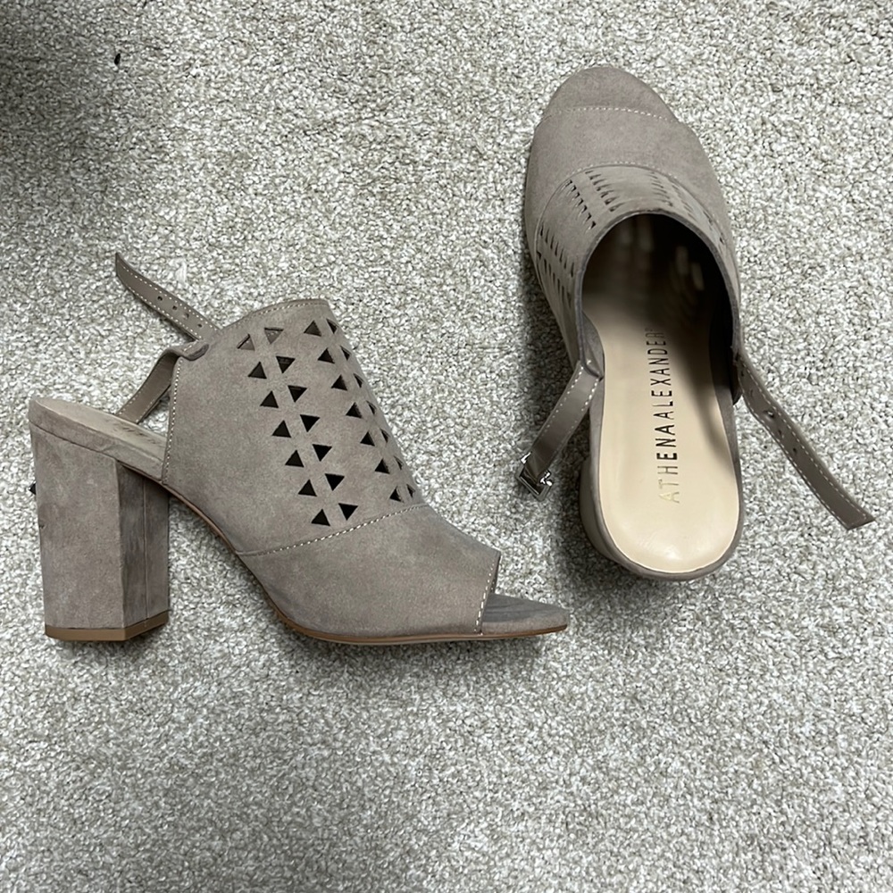 Athena Alexander heel/wedge Taupe color